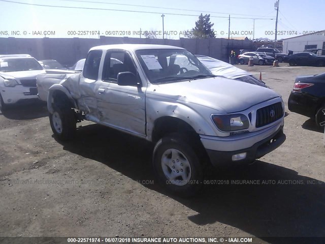 5TEWN72NX2Z884268 - 2002 TOYOTA TACOMA XTRACAB SILVER photo 1