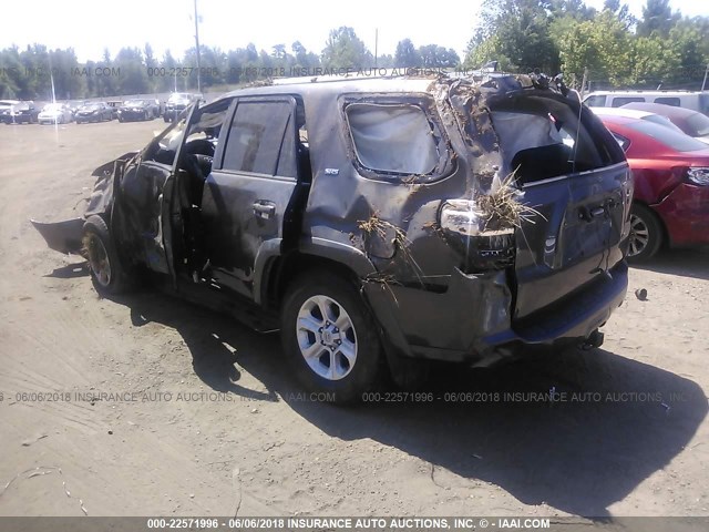 JTEZU5JR0F5100192 - 2015 TOYOTA 4RUNNER SR5/LIMITED GRAY photo 3