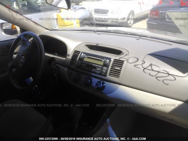 4T1BE32K94U863982 - 2004 TOYOTA CAMRY LE/XLE/SE 米色 照片 5