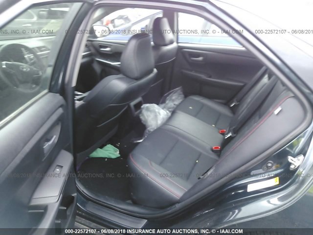 4T1BF1FK2GU205226 - 2016 TOYOTA CAMRY LE/XLE/SE/XSE Navy photo 8