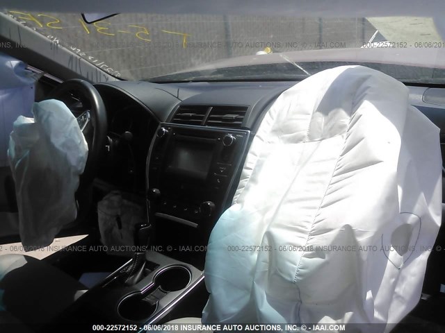 4T1BF1FKXGU568521 - 2016 TOYOTA CAMRY LE/XLE/SE/XSE RED photo 5