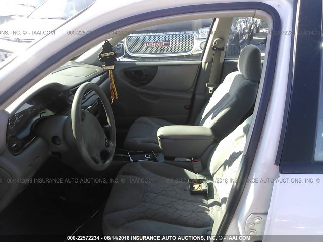 1G1NE52JX3M506807 - 2003 CHEVROLET MALIBU LS WHITE photo 5