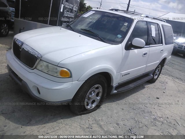 5LMFU28A41LJ07116 - 2001 LINCOLN NAVIGATOR 白色 照片 2