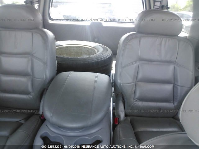 5LMFU28A41LJ07116 - 2001 LINCOLN NAVIGATOR 白色 照片 8
