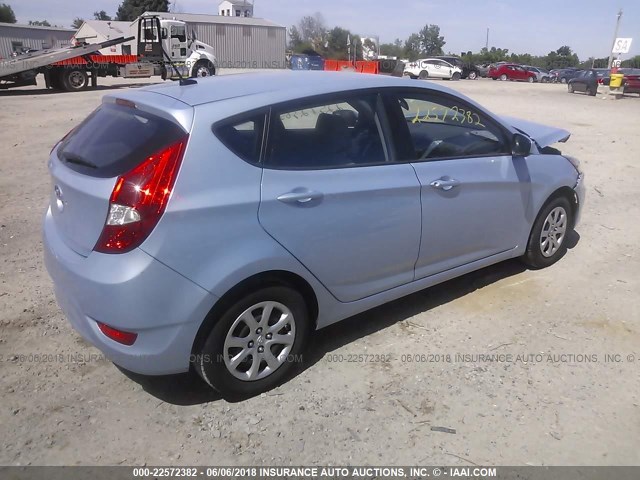 KMHCT5AEXEU176383 - 2014 HYUNDAI ACCENT GLS/GS BLUE photo 4