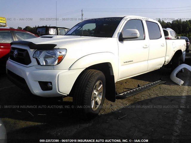 3TMMU4FN1CM047782 - 2012 TOYOTA TACOMA DOUBLE CAB LONG BED WHITE photo 2