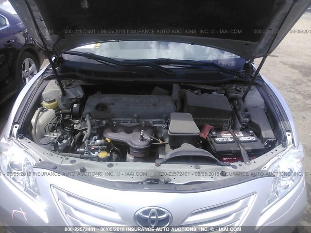 4T1BE46K28U743768 - 2008 TOYOTA CAMRY CE/LE/XLE/SE SILVER photo 10