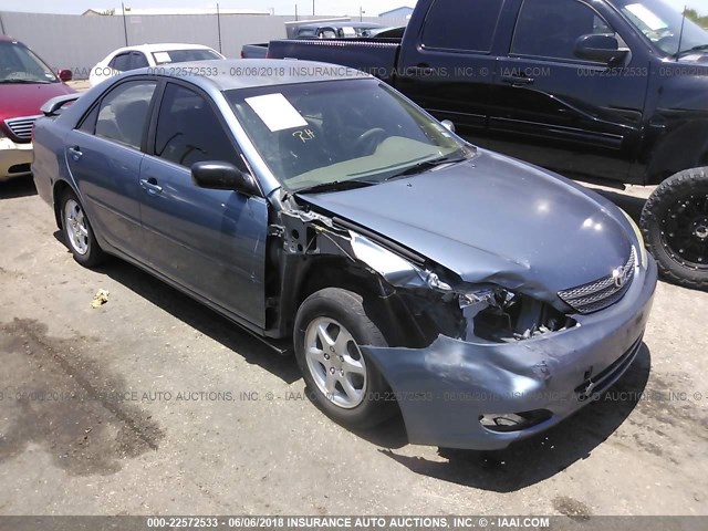 JTDBE30K820019802 - 2002 TOYOTA CAMRY LE/XLE/SE ღია ლურჯი ფოტო 1