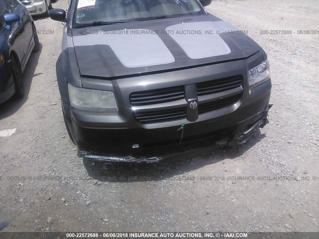 2D4FV47T28H167666 - 2008 DODGE MAGNUM GRAY photo 6