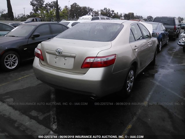 4T4BE46K87R009656 - 2007 TOYOTA CAMRY NEW GENERAT CE/LE/XLE/SE GOLD photo 4
