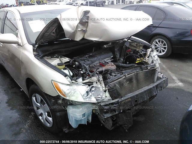 4T4BE46K87R009656 - 2007 TOYOTA CAMRY NEW GENERAT CE/LE/XLE/SE GOLD photo 6