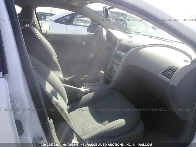 1G1ZG57B69F183852 - 2009 CHEVROLET MALIBU LS 白色 照片 5
