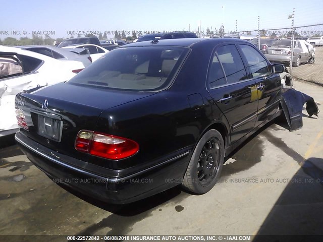 WDBJF70J72B480578 - 2002 MERCEDES-BENZ E 430 BLACK photo 4