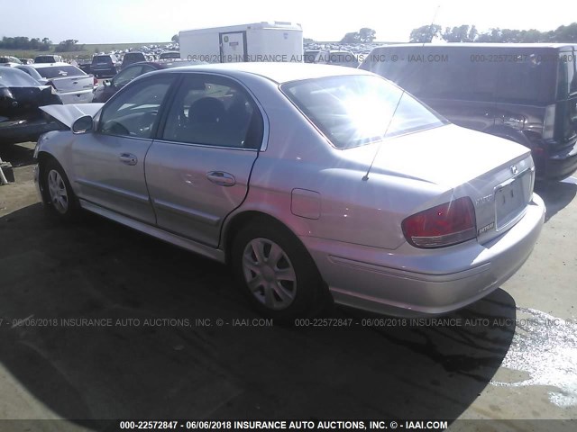 KMHWF25S34A936527 - 2004 HYUNDAI SONATA GL SILVER photo 3