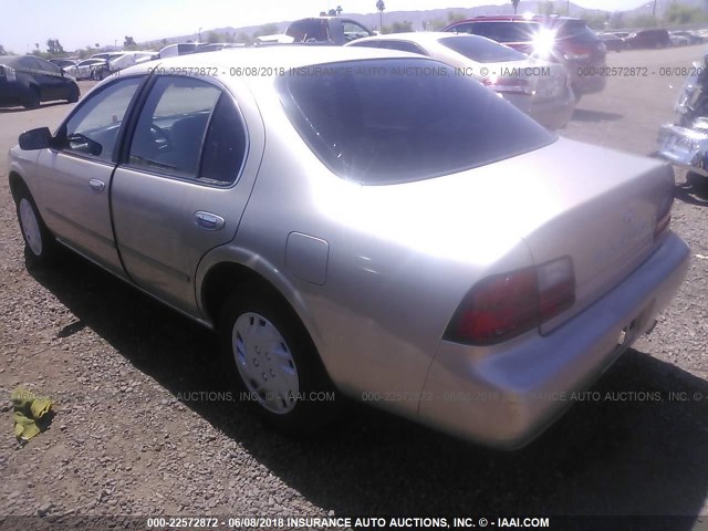 JN1CA21D5TT165118 - 1996 NISSAN MAXIMA GLE/GXE/SE BROWN photo 3