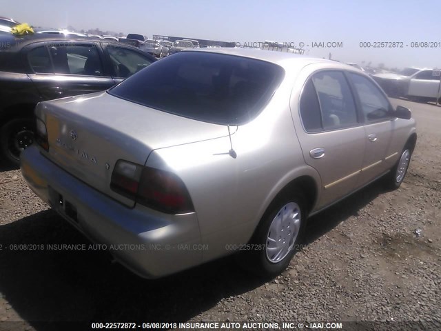 JN1CA21D5TT165118 - 1996 NISSAN MAXIMA GLE/GXE/SE BROWN photo 4