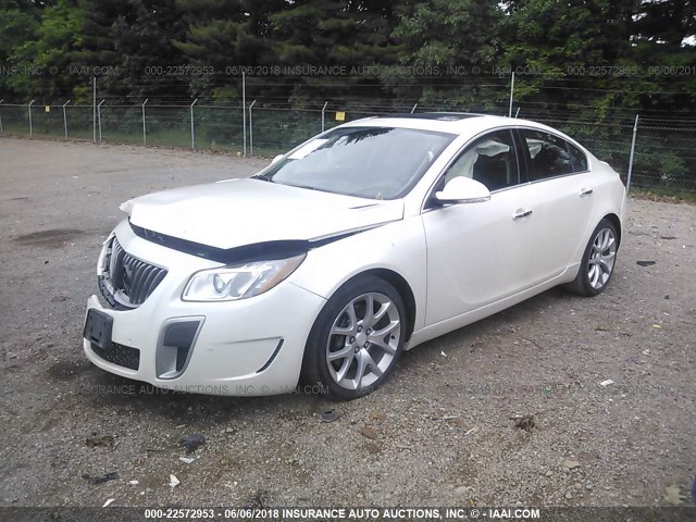 2G4GV5GV9D9231291 - 2013 BUICK REGAL GS WHITE photo 2