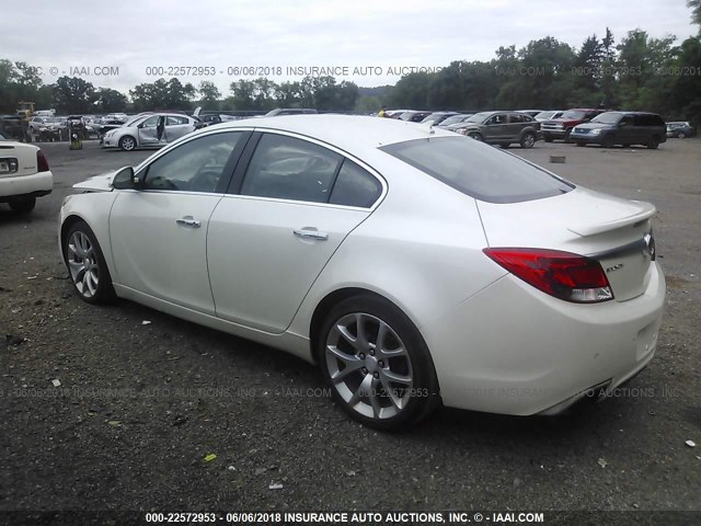 2G4GV5GV9D9231291 - 2013 BUICK REGAL GS WHITE photo 3