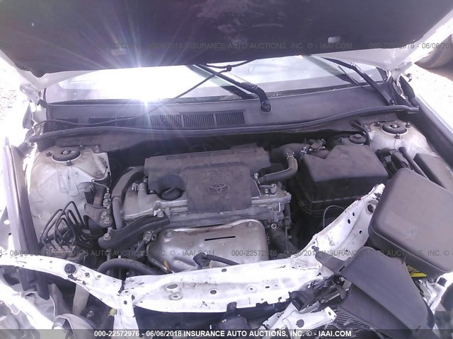 4T4BF1FK2DR283717 - 2013 TOYOTA CAMRY L/SE/LE/XLE 白色 照片 10