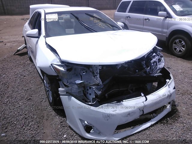 4T4BF1FK2DR283717 - 2013 TOYOTA CAMRY L/SE/LE/XLE 白色 照片 6