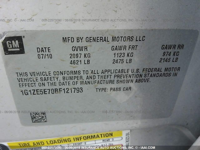 1G1ZE5E70BF121793 - 2011 CHEVROLET MALIBU LTZ SILVER photo 9