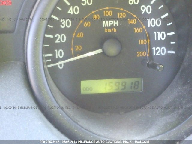 KL1TD62645B400233 - 2005 CHEVROLET AVEO LS SILVER photo 7