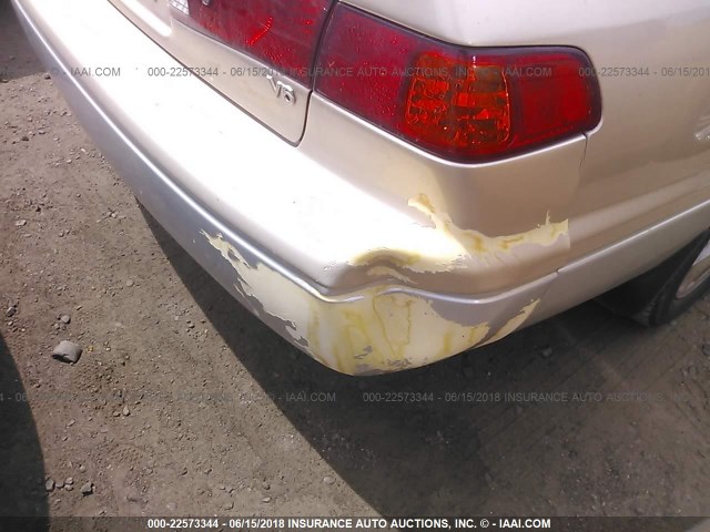 JT2BF28K110315392 - 2001 TOYOTA CAMRY LE/XLE TAN photo 6