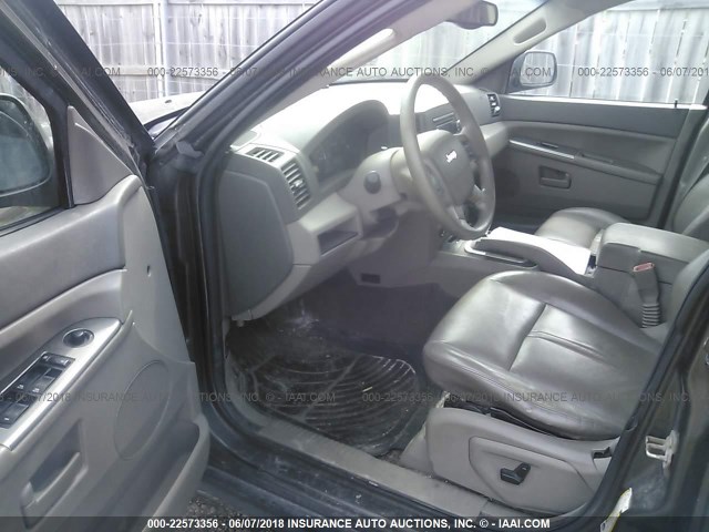 1J4HR48N26C262166 - 2006 JEEP GRAND CHEROKEE LAREDO/COLUMBIA/FREEDOM 灰色 照片 5