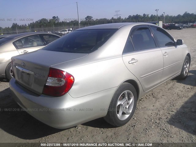 4T1BE32K94U809453 - 2004 TOYOTA CAMRY LE/XLE/SE SILVER photo 4
