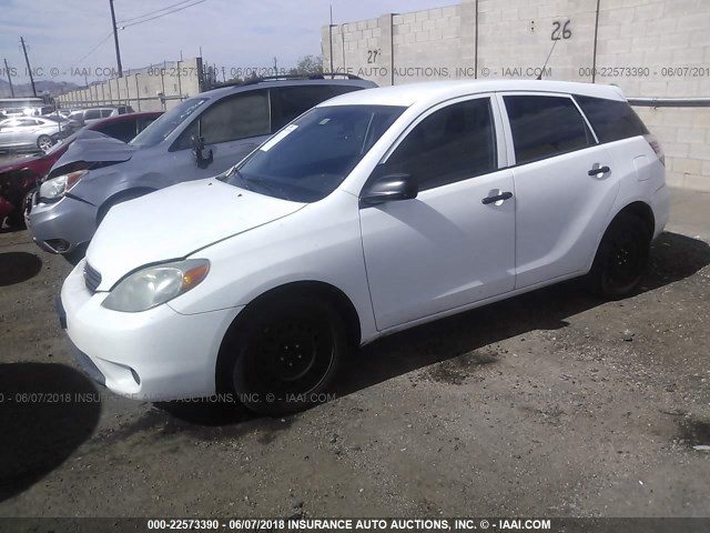 2T1KR32E57C682009 - 2007 TOYOTA COROLLA MATRIX XR WHITE photo 2