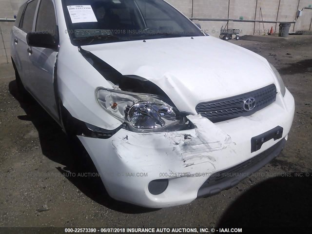 2T1KR32E57C682009 - 2007 TOYOTA COROLLA MATRIX XR WHITE photo 6