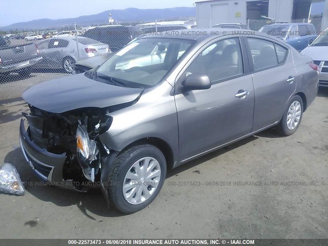 3N1CN7AP2CL916207 - 2012 NISSAN VERSA S/SV/SL GRAY photo 2