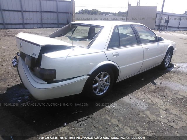 1G6KY5294PU829864 - 1993 CADILLAC SEVILLE STS WHITE photo 4