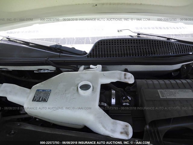 1GCHG35K191175763 - 2009 CHEVROLET EXPRESS G3500  WHITE photo 10