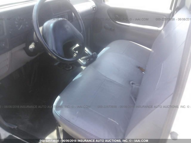 4F4CR12A8RTM96182 - 1994 MAZDA B2300 WHITE photo 5