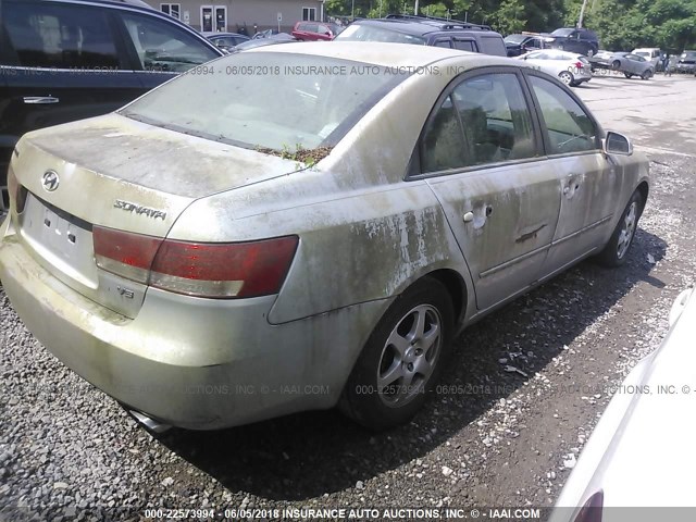 5NPEU46F66H017135 - 2006 HYUNDAI SONATA GLS/LX SILVER photo 4