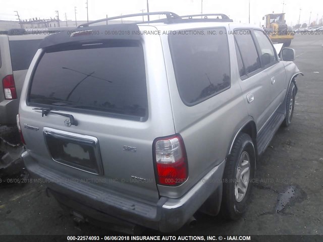 JT3GN86RX20238708 - 2002 TOYOTA 4RUNNER SR5 SILVER photo 4