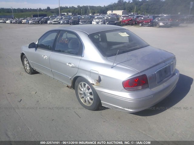 KMHWF35H45A107865 - 2005 HYUNDAI SONATA GLS/LX SILVER photo 3