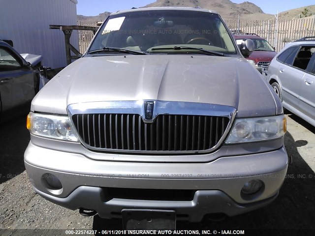 5LMFU28R81LJ11515 - 2001 LINCOLN NAVIGATOR TAN photo 6