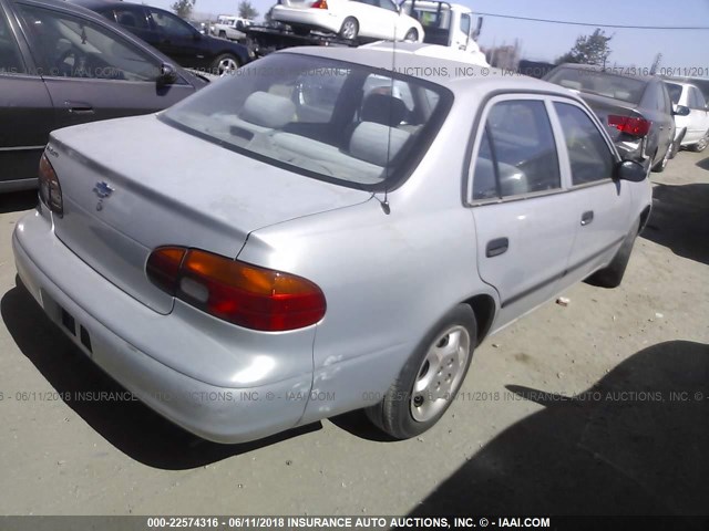 1Y1SK5288YZ406176 - 2000 CHEVROLET GEO PRIZM LSI SILVER photo 4