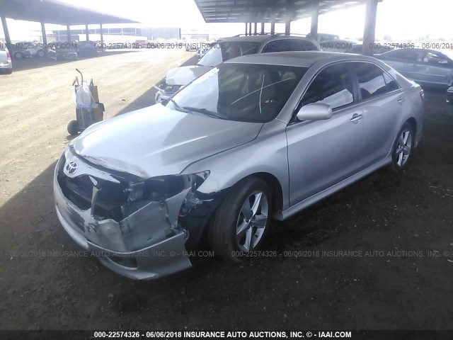 4T1BK3EK3AU602217 - 2010 TOYOTA CAMRY SE/LE/XLE 银色 照片 2