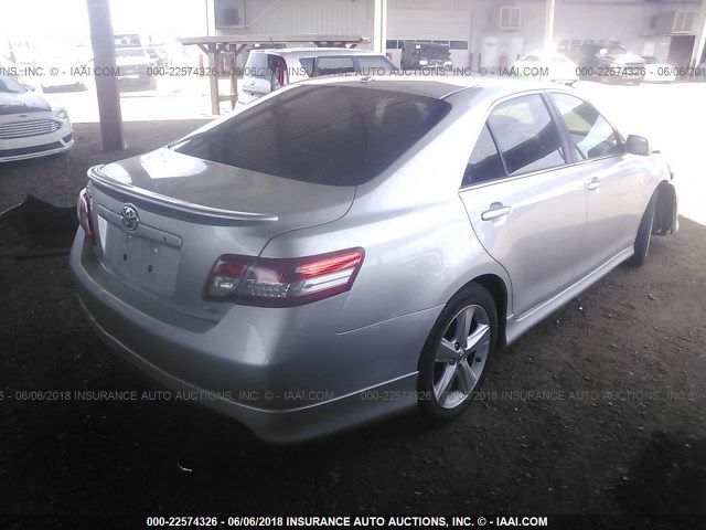 4T1BK3EK3AU602217 - 2010 TOYOTA CAMRY SE/LE/XLE 银色 照片 4