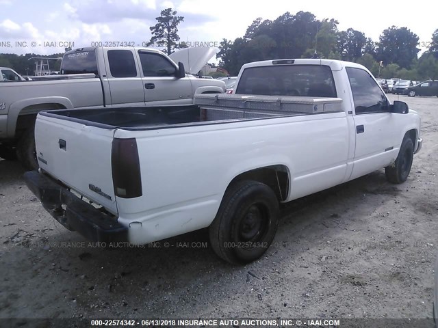 1GTEC14W9VZ522050 - 1997 GMC SIERRA C1500 WHITE photo 4