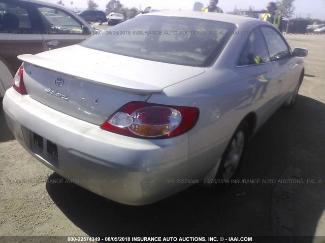 2T1CF28P33C607335 - 2003 TOYOTA CAMRY SOLARA SE/SLE ვერცხლისფერი ფოტო 4