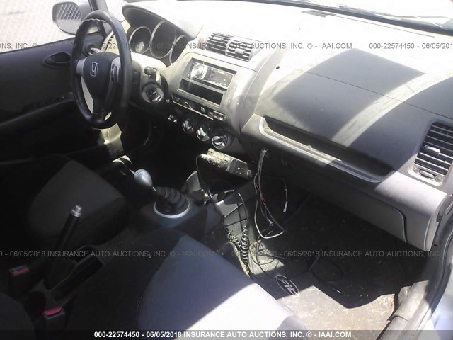 JHMGD37657S047259 - 2007 HONDA FIT S 银色 照片 5