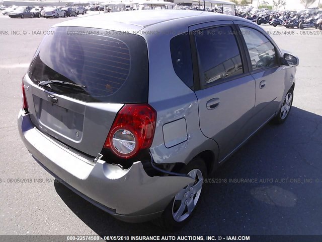 KL1TD6DE1AB117402 - 2010 CHEVROLET AVEO LS/LT 灰色 照片 4