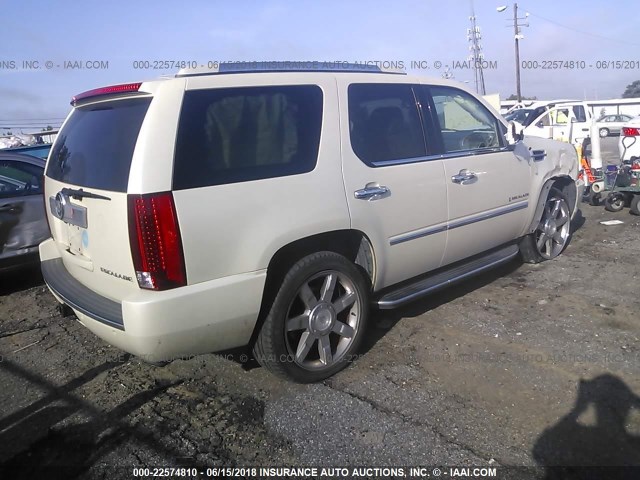 1GYFK63868R207373 - 2008 CADILLAC ESCALADE LUXURY WHITE photo 4