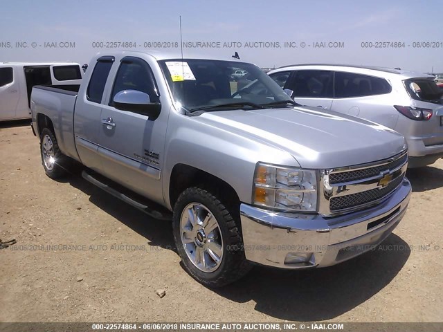 1GCRCSE03CZ302045 - 2012 CHEVROLET SILVERADO C1500 LT SILVER photo 1