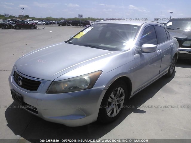 1HGCP26428A121716 - 2008 HONDA ACCORD LXP SILVER photo 2