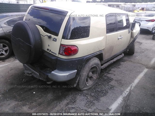 JTEZU11F98K007996 - 2008 TOYOTA FJ CRUISER TAN photo 4